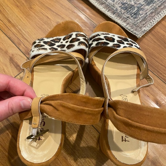 NWOT AUTHENTIC FRED SEGAL MARCO RICCI LEOPAED SANDALS - Picture 7 of 11